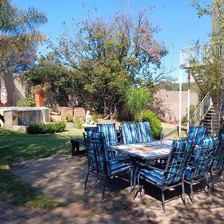 Villa Via Hotel Мидранд Экстерьер фото