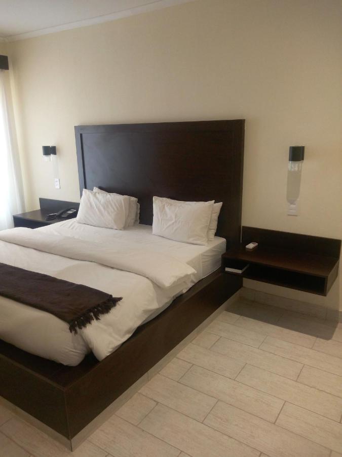 Villa Via Hotel Мидранд Экстерьер фото